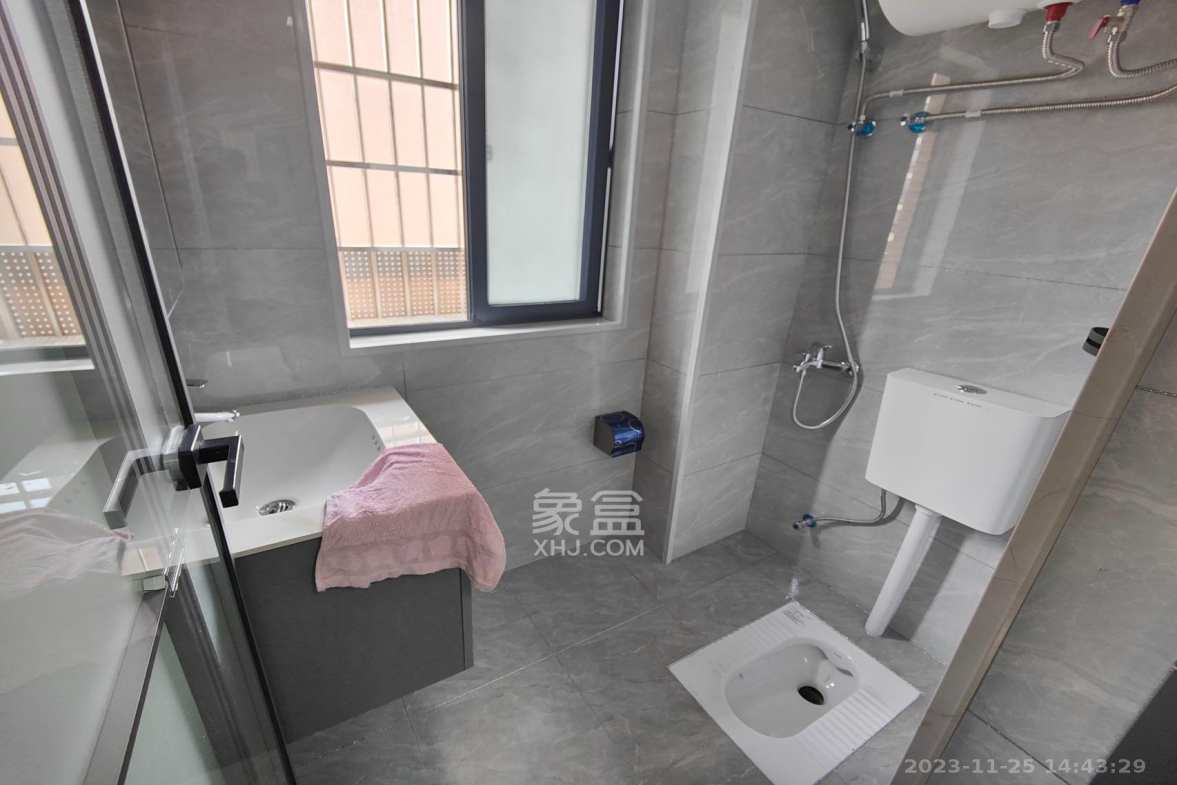 山水新城  1室1厅1卫    1800.0元/月室内图