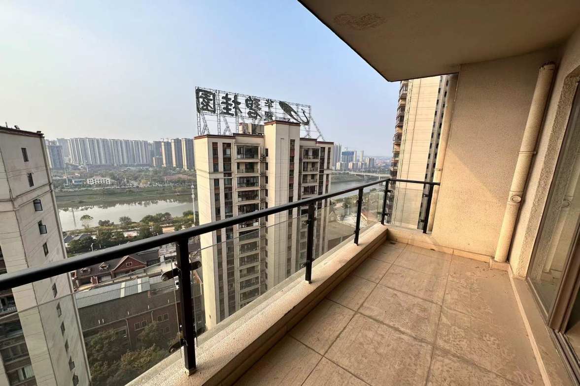 华耀碧桂园十里江湾观澜  4室2厅2卫   78.80万室内图1