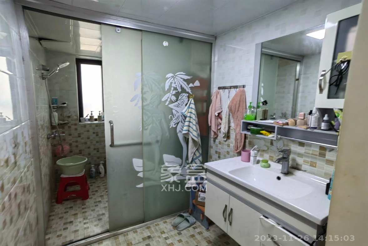 中悦领秀城  3室2厅2卫    2600.0元/月室内图