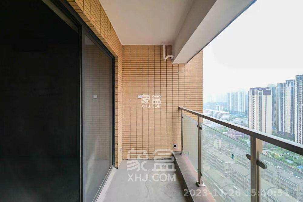 新城新世界四期柏樾  4室2厅2卫    2000.0元/月室内图