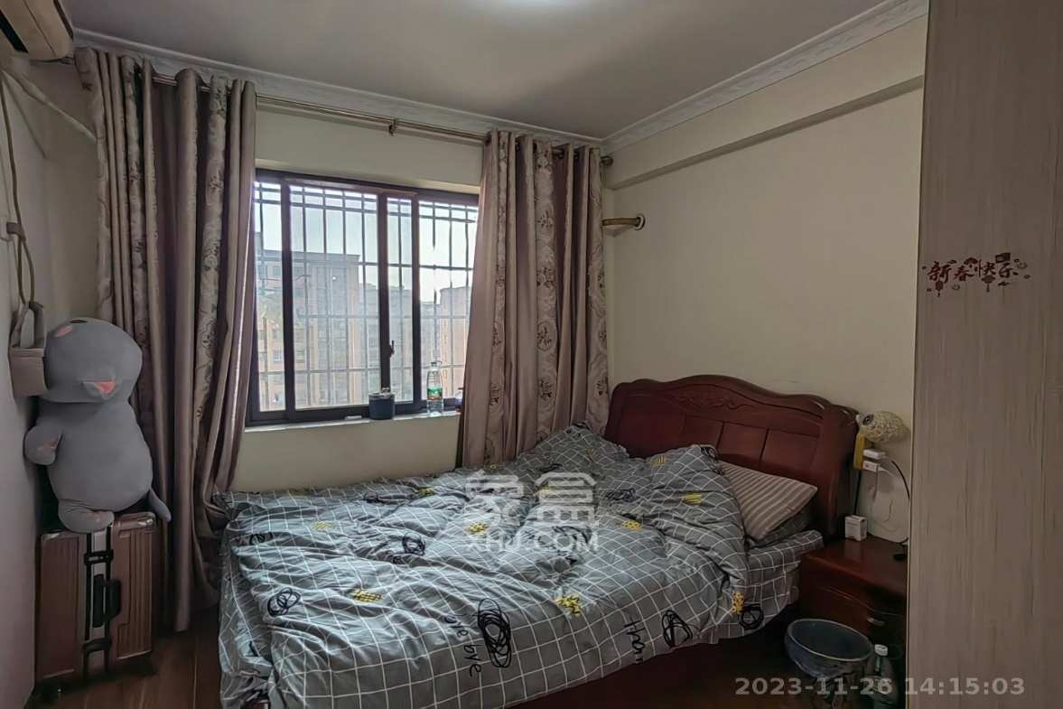 中悦领秀城  3室2厅2卫    2600.0元/月室内图