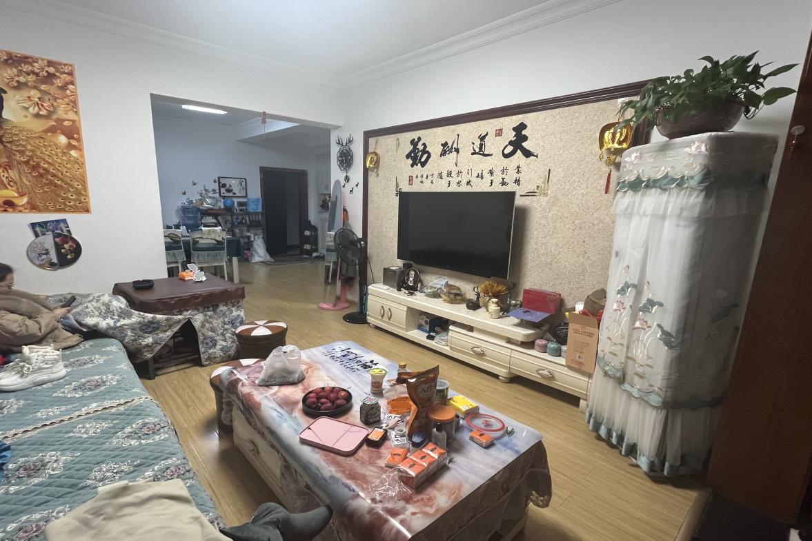 国色天香  2室2厅1卫   50.00万室内图