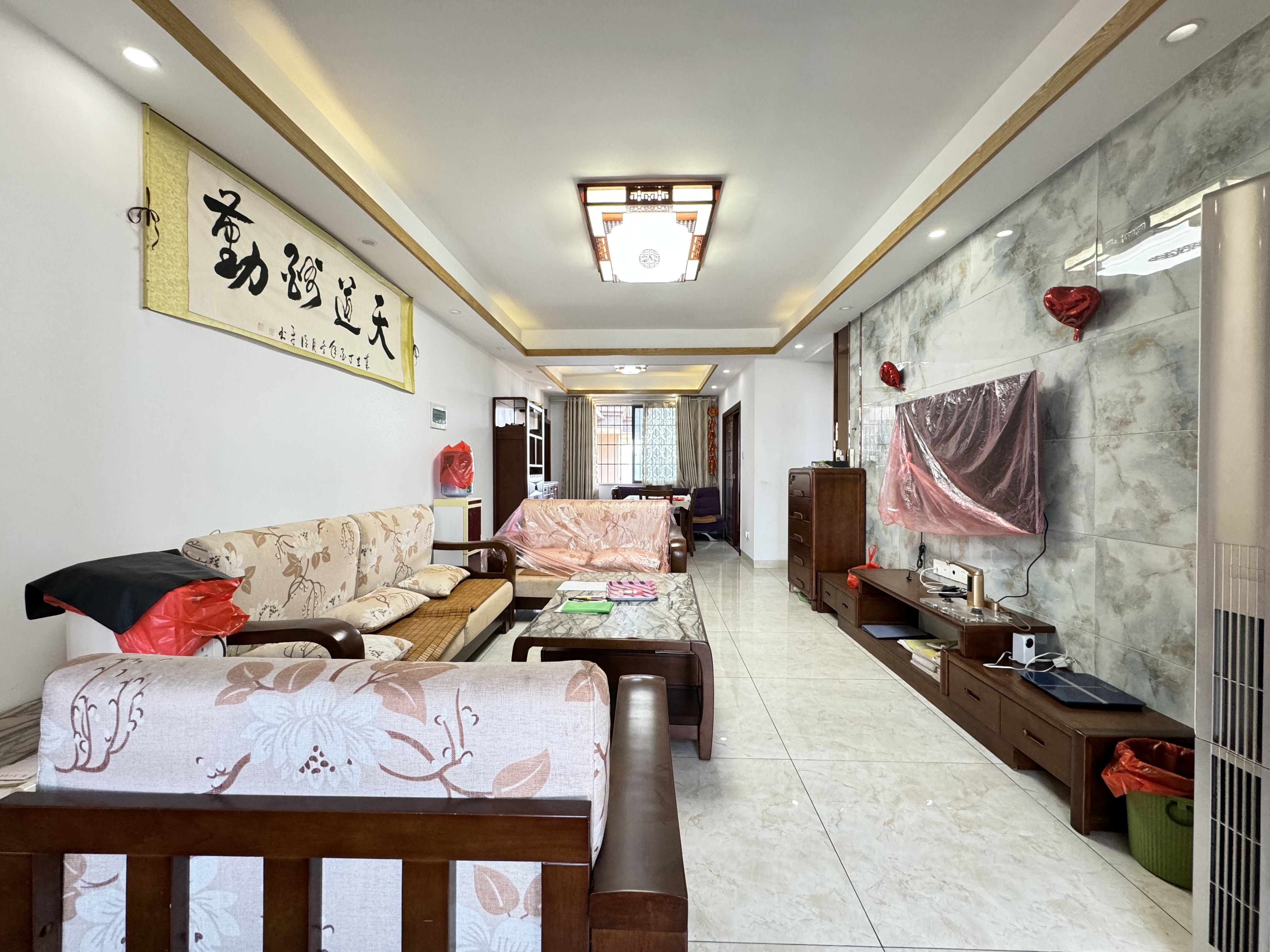 丽佳花苑  2室2厅1卫    43.8万