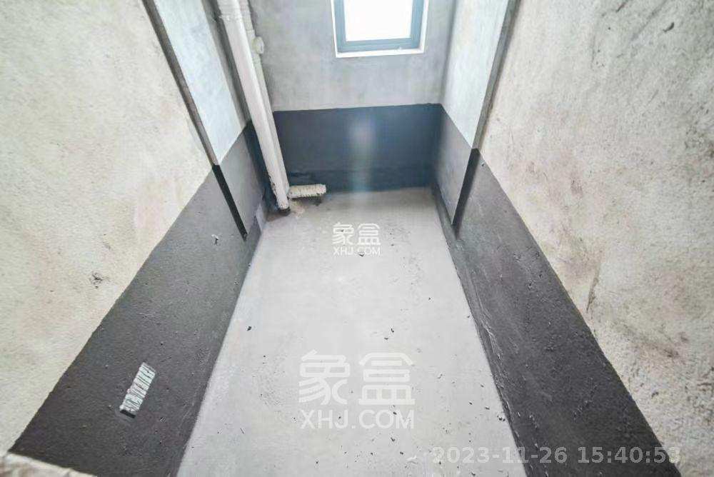 新城新世界四期柏樾  4室2厅2卫    2000.0元/月室内图