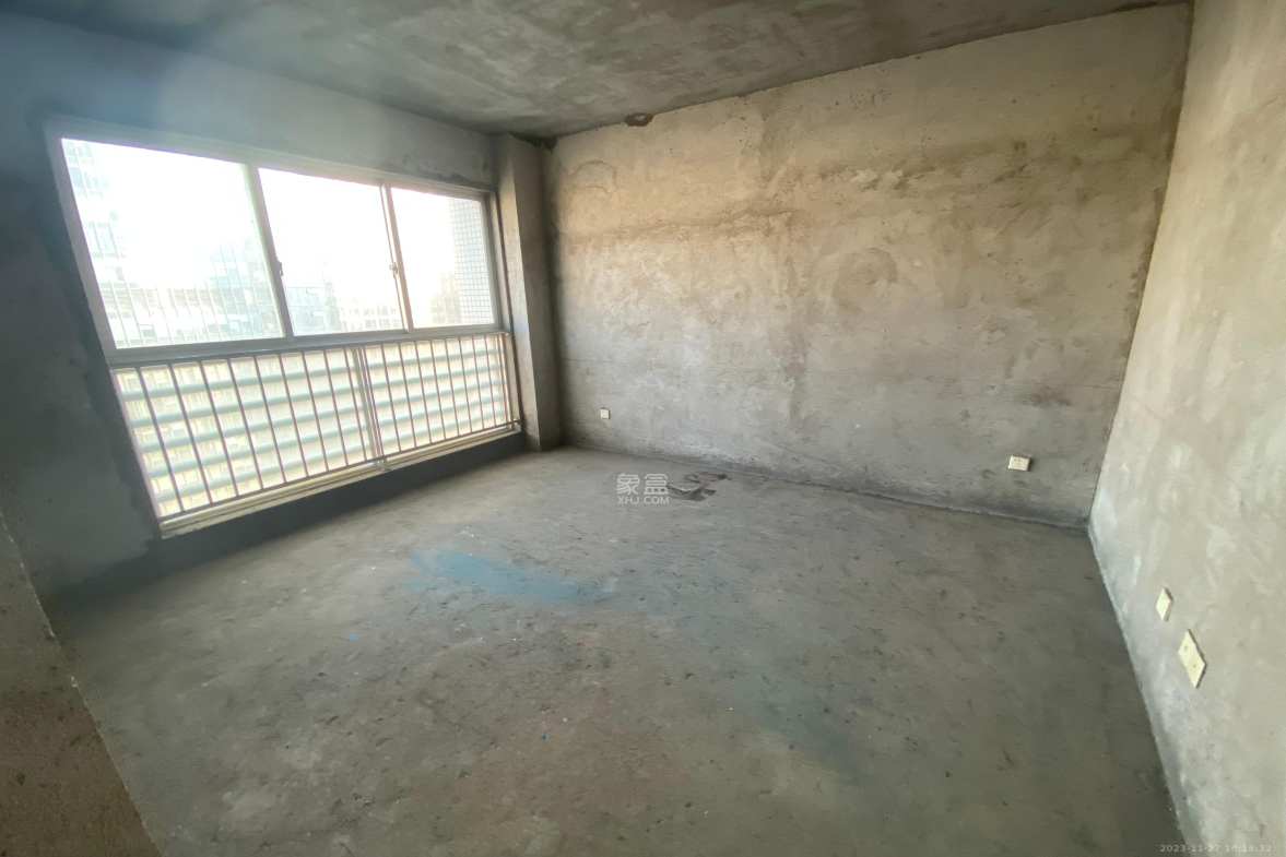 华菱新城地标  3室2厅1卫   1200.00元/月室内图