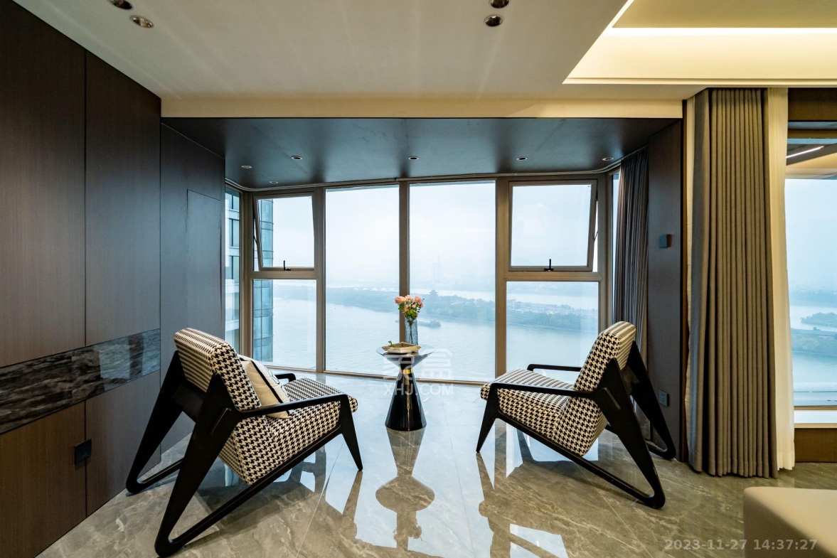 潮宗御苑 4室2厅2卫 25000.0元/月 潮宗御苑 4室2厅2卫 25000.0元/月室内图