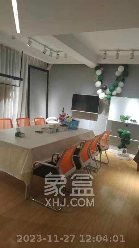 摩天一号 1室1厅1卫 4000.0元/月 摩天一号 1室1厅1卫 4000.0元/月室内图