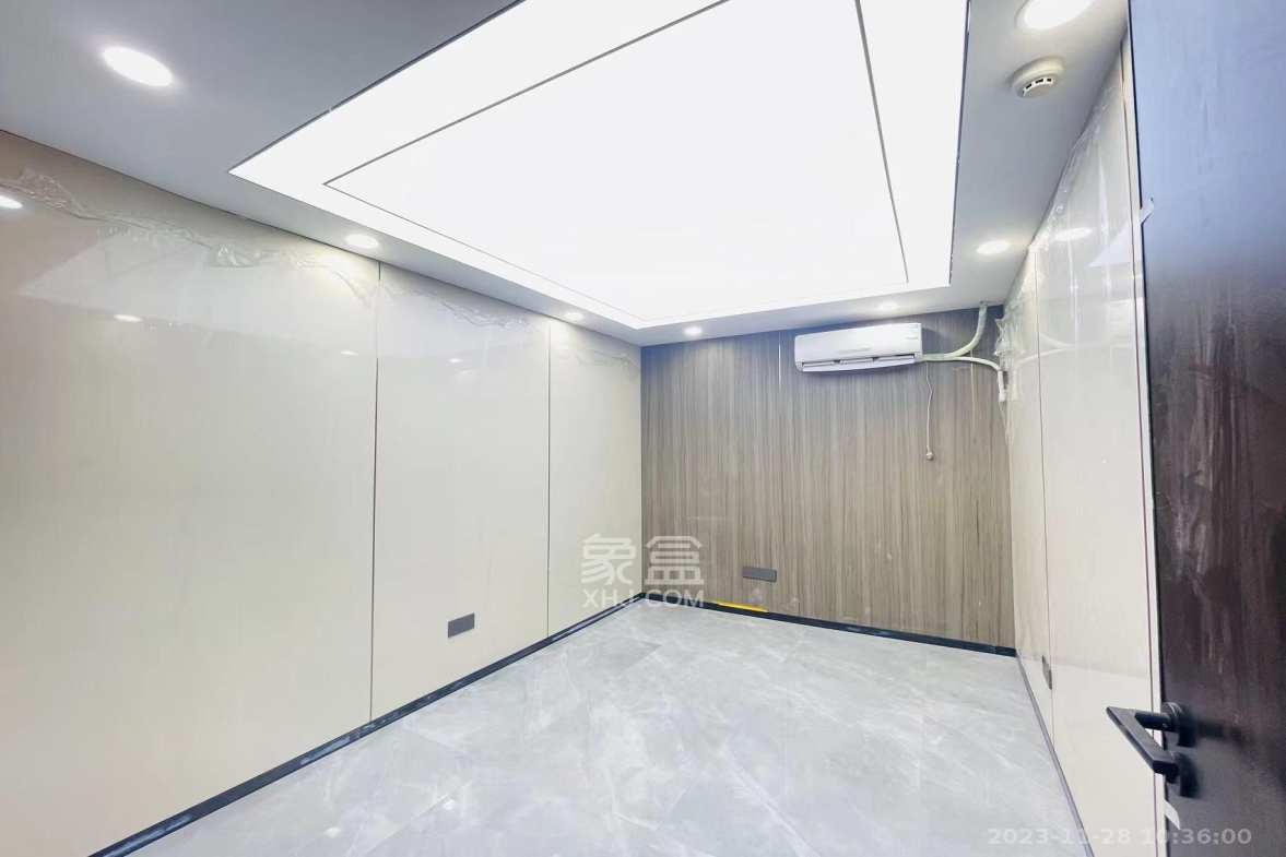 湘域中央  3室2厅1卫   19000.00元/月室内图