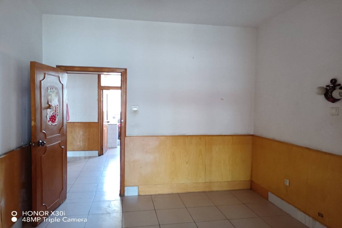 华达机械厂  3室1厅1卫    37.5万客厅