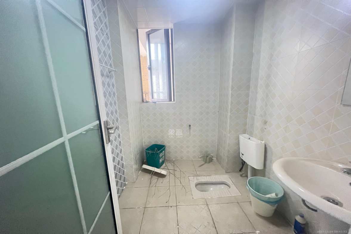 保利麓谷林语D区  3室2厅1卫    2900.0元/月 保利麓谷林语D区  3室2厅1卫    2900.0元/月室内图