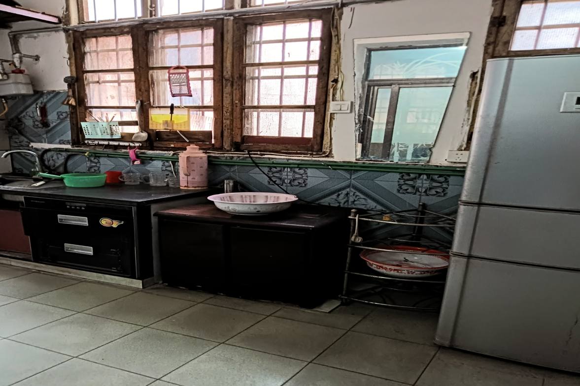 市商业局老小区  4室1厅1卫    850.0元/月室内图