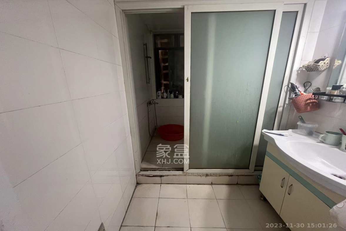 银港水晶城  3室2厅2卫    2600.0元/月室内图