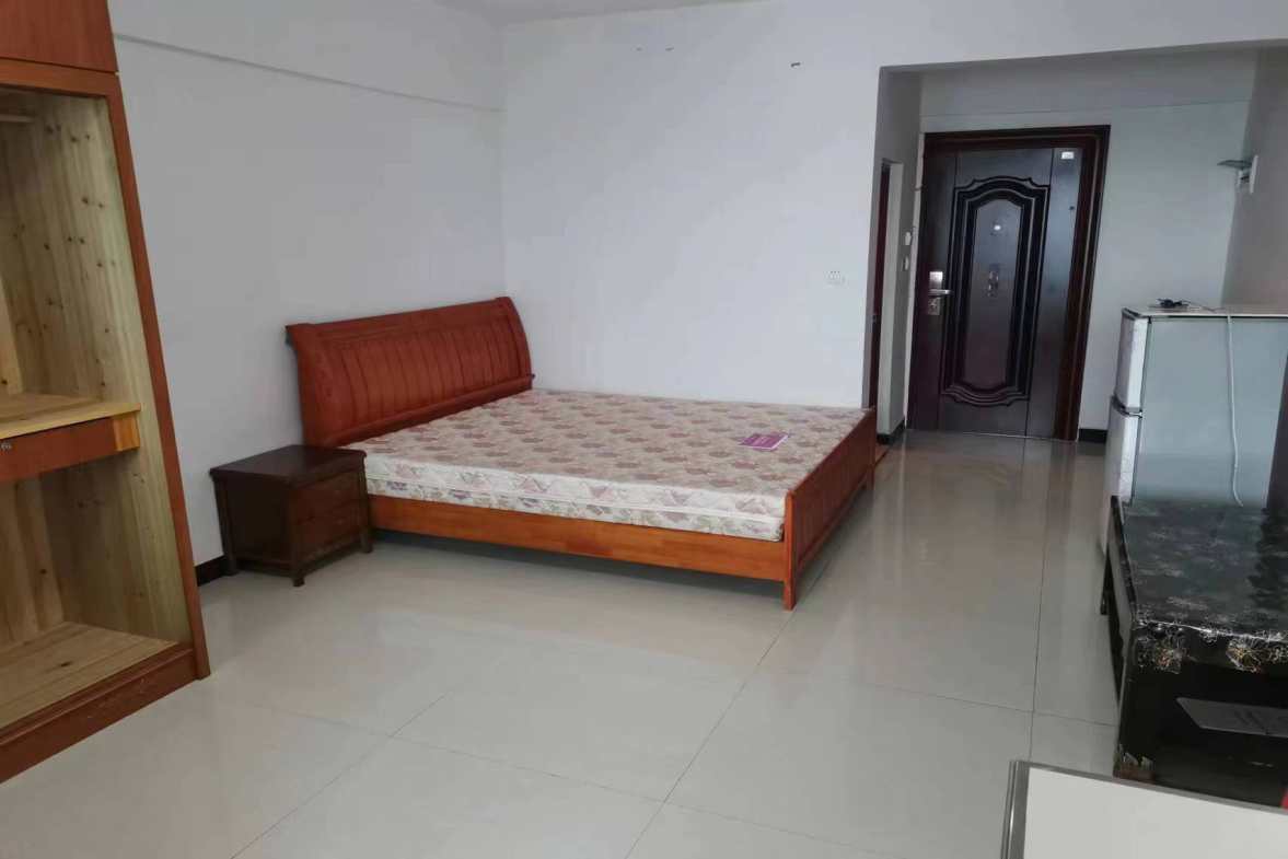 盛世时代广场  1室1厅1卫    35.8万室内图