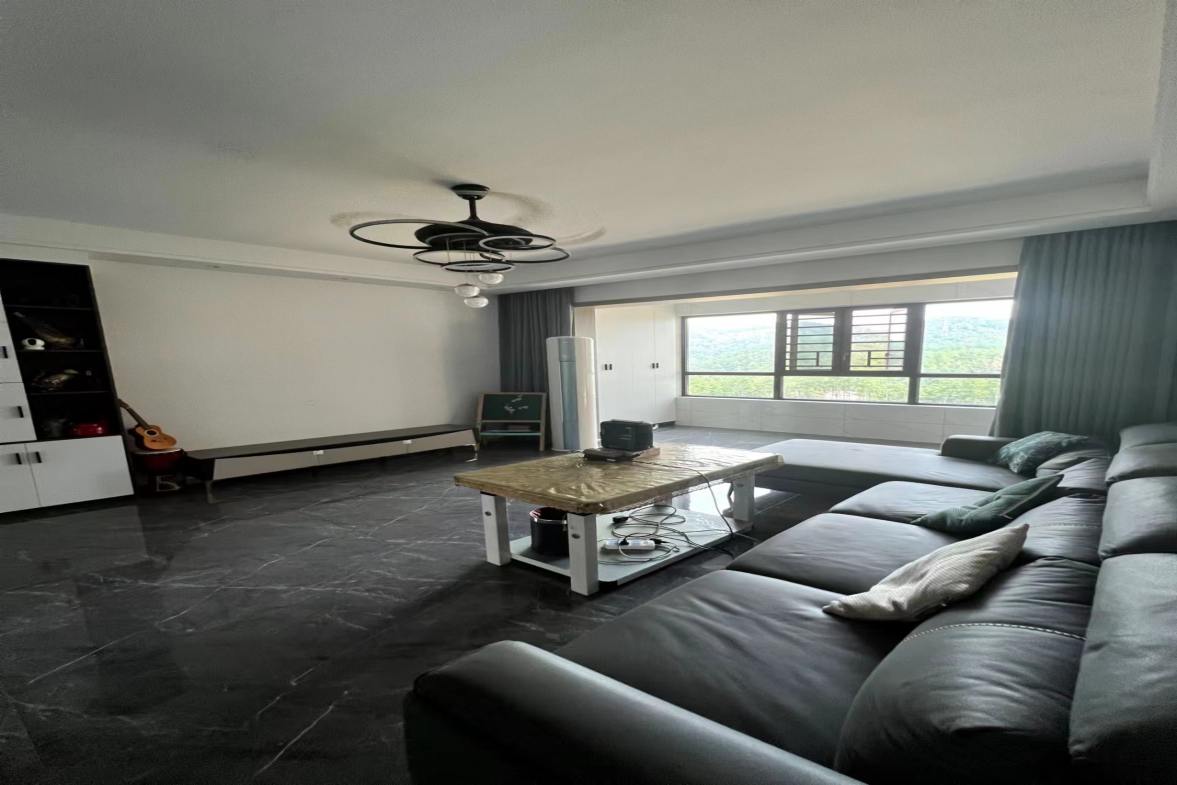 百弘学府城 2室1厅1卫 1200.0元/月 百弘学府城 2室1厅1卫 1200.0元/月室内图