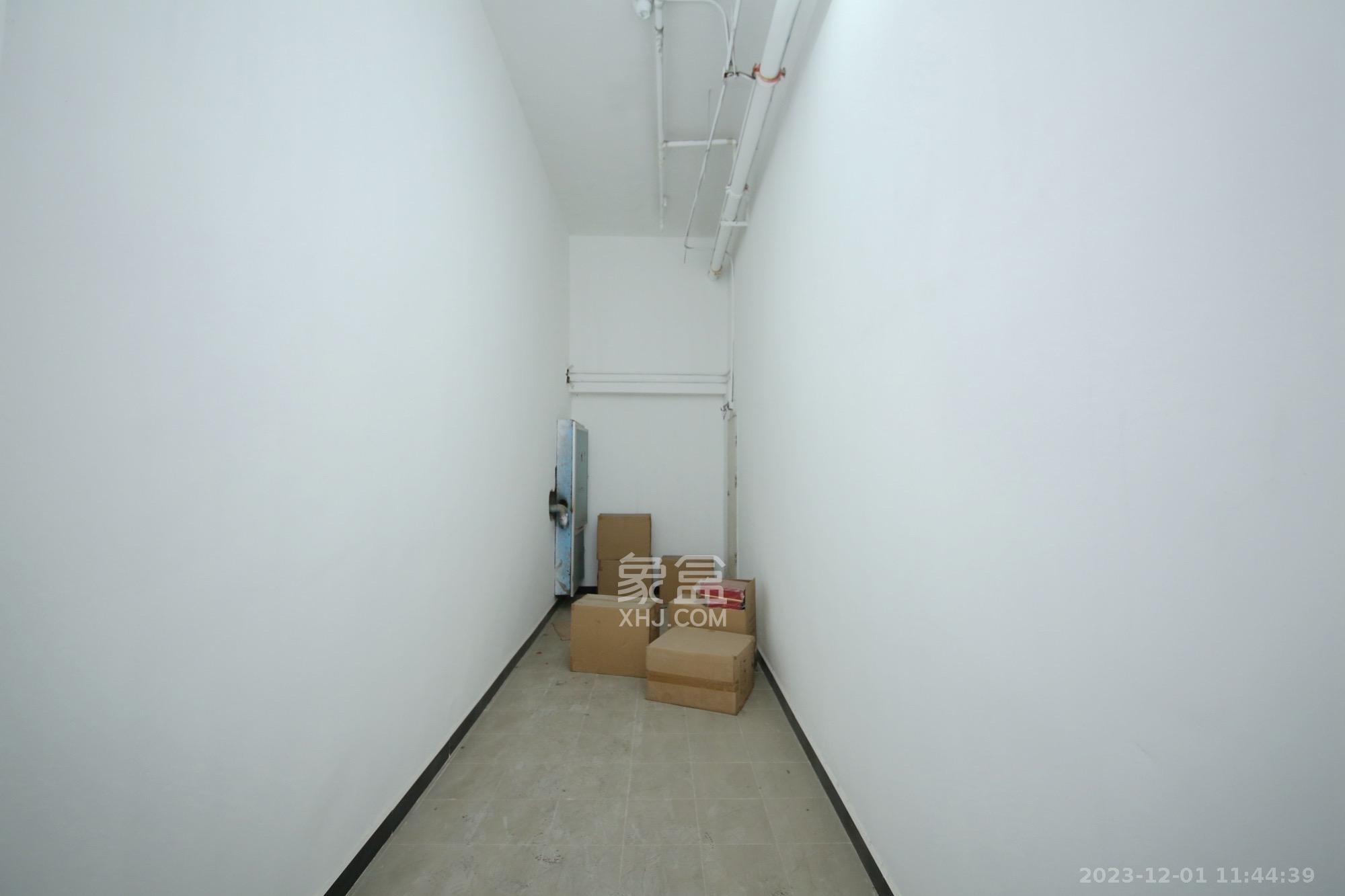 万达公馆   295.0㎡      29000.0元/月室内图