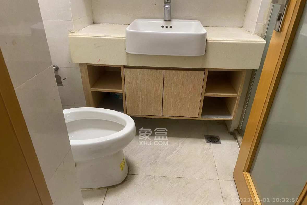 中海国际二期  1室1厅1卫   1300.00元/月室内图
