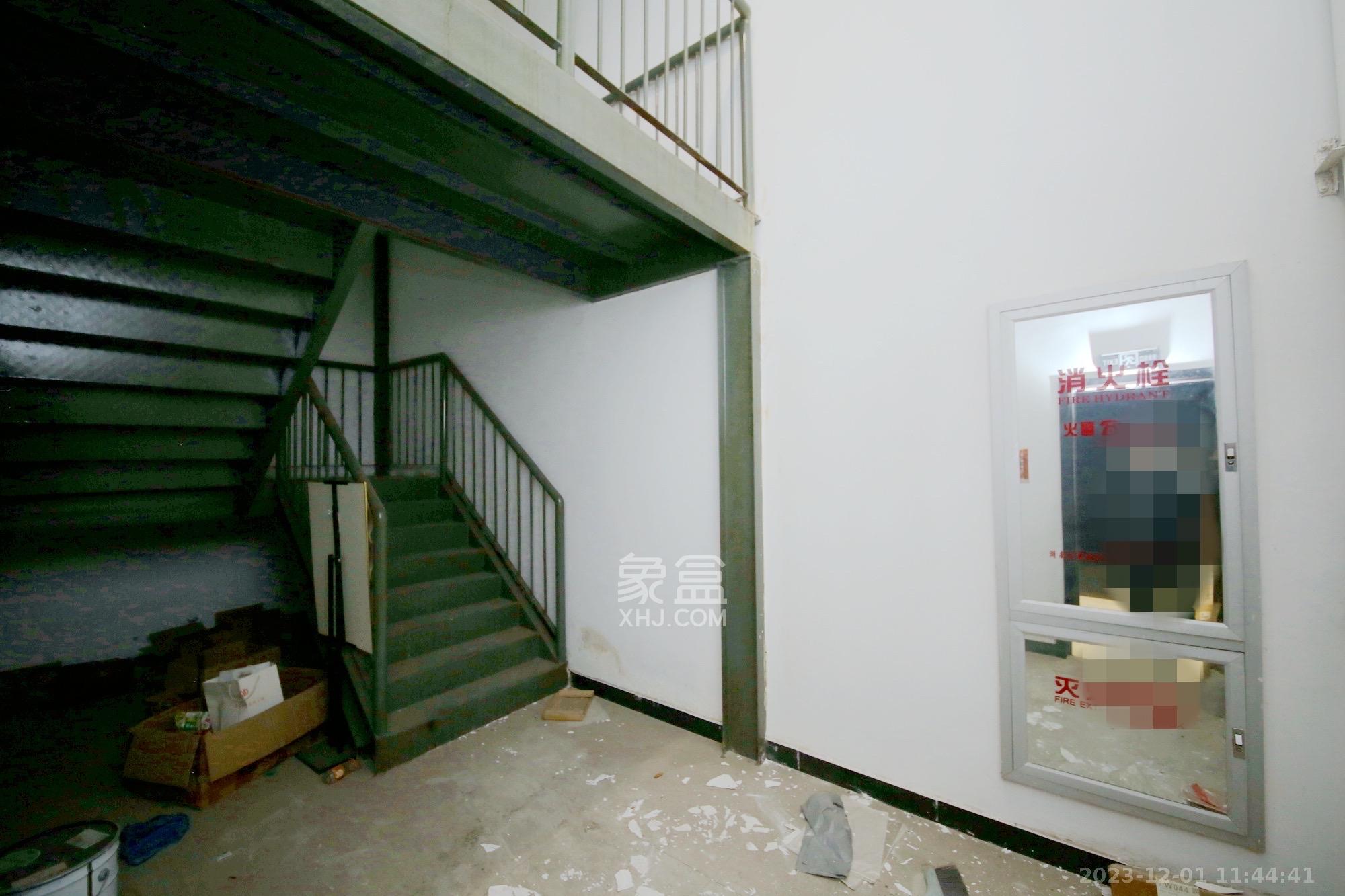 万达公馆   295.0㎡      29000.0元/月室内图