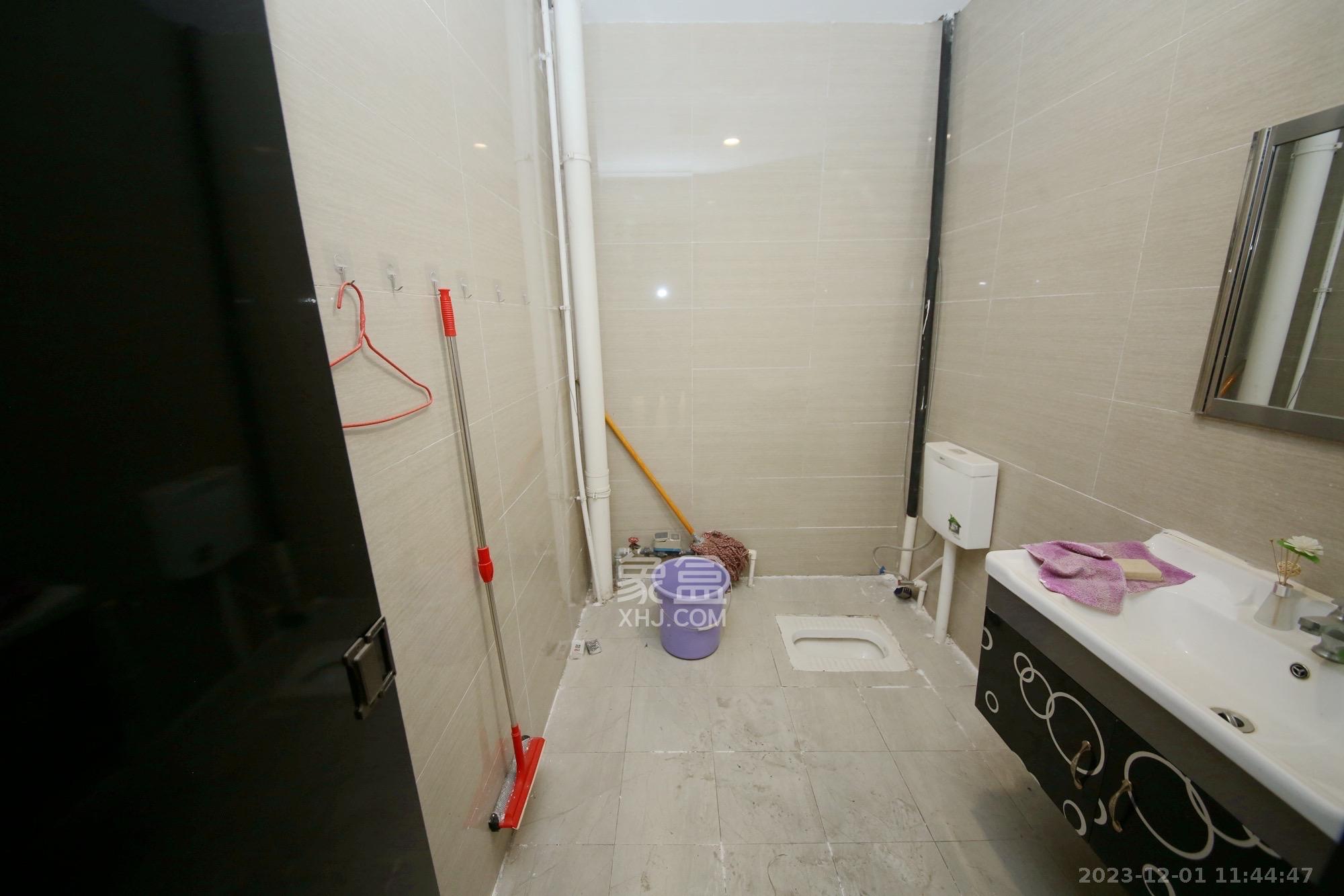 万达公馆   295.0㎡      29000.0元/月室内图