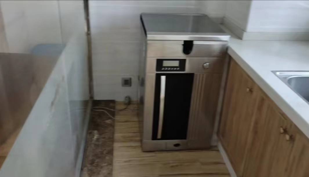 盛世时代广场 1室1厅1卫 35.80万 盛世时代广场 1室1厅1卫 35.80万室内图