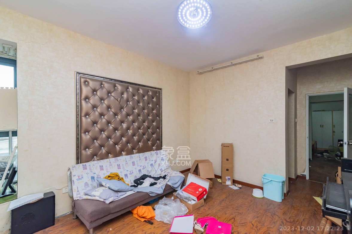 藏珑湖上国际花园 3室2厅2卫 2600.0元/月 藏珑湖上国际花园 3室2厅2卫 2600.0元/月室内图