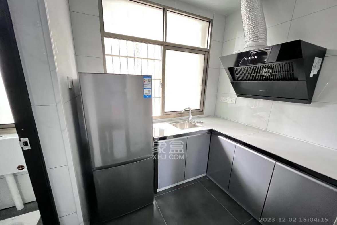 雷锋大道、雷高路散盘 1室0厅1卫 1000.0元/月 雷锋大道、雷高路散盘 1室0厅1卫 1000.0元/月室内图