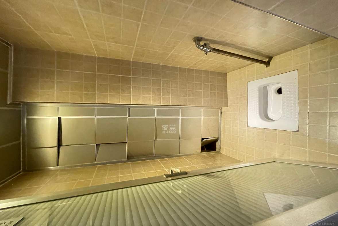 和庄  8室2厅2卫    8000.0元/月室内图