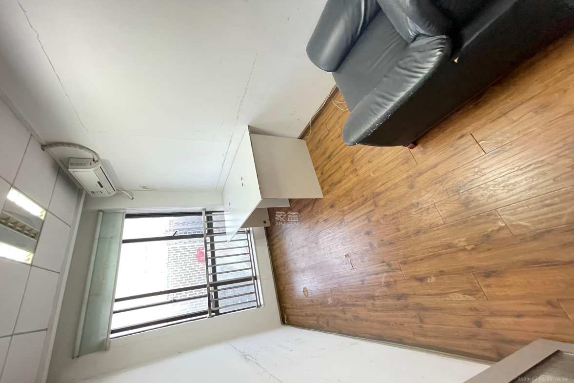 和庄  8室2厅2卫    8000.0元/月室内图