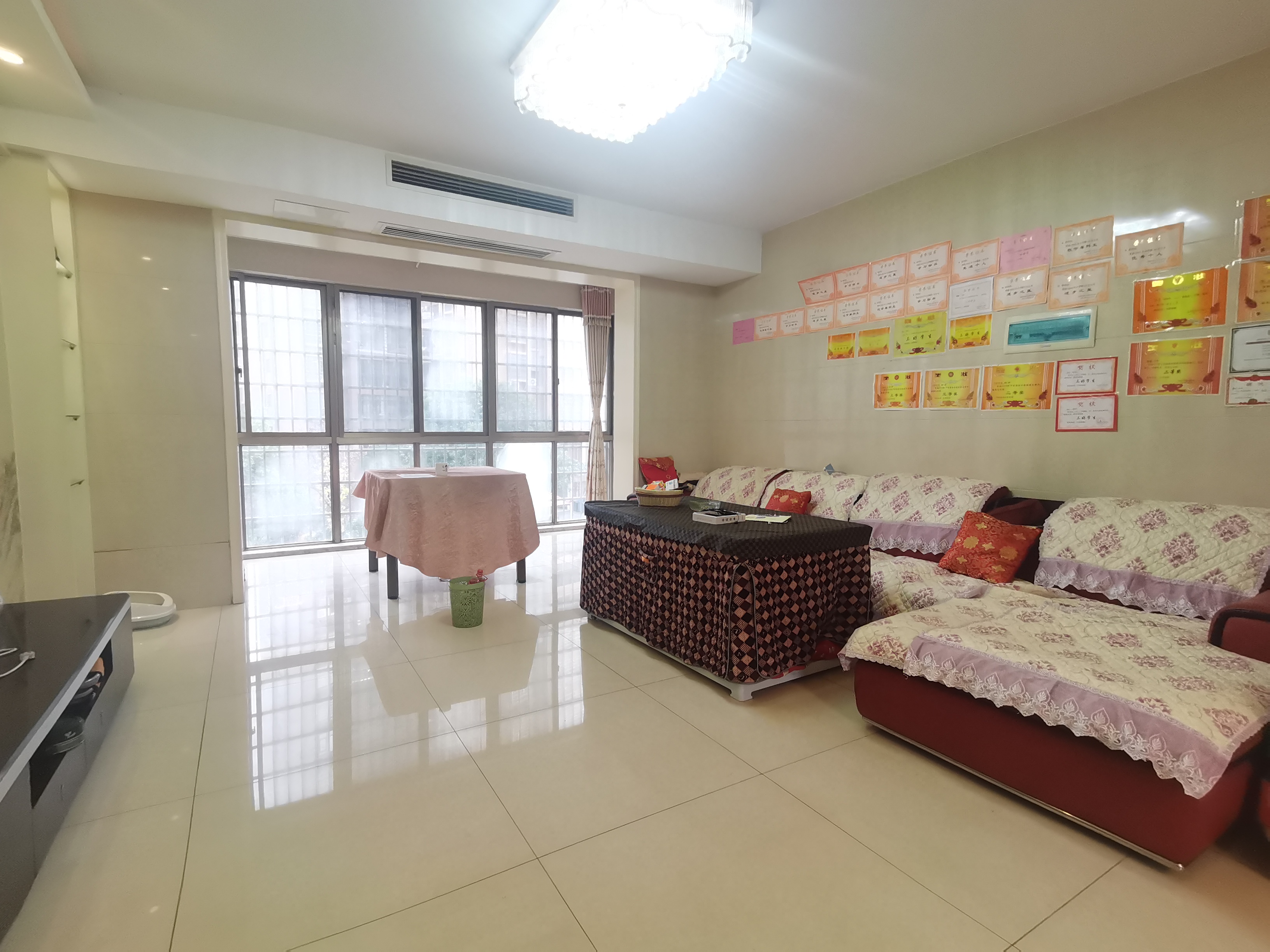 上和世家  4室2厅2卫    100.0万