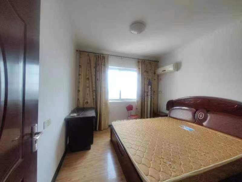 皇城御园  2室1厅1卫    1380.0元/月室内图