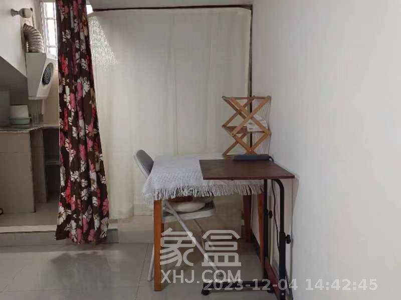 桃花锦绣 1室1厅1卫 550.0元/月 桃花锦绣 1室1厅1卫 550.0元/月室内图