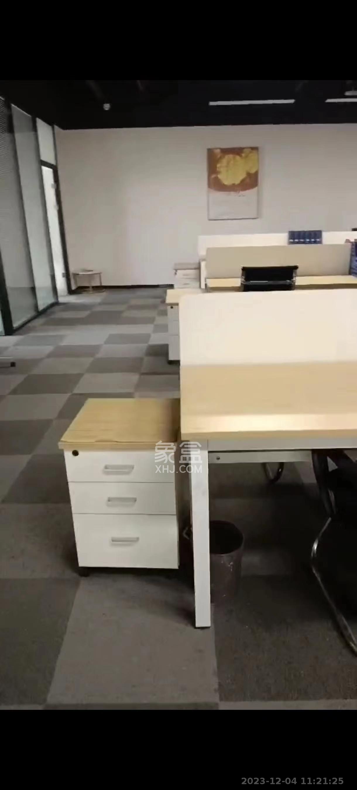 楷林国际   300.0㎡      23800.0元/月室内图