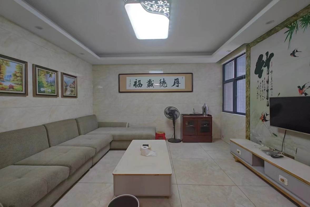 龙锦花苑 2室2厅1卫 1600.0元/月 龙锦花苑 2室2厅1卫 1600.0元/月室内图