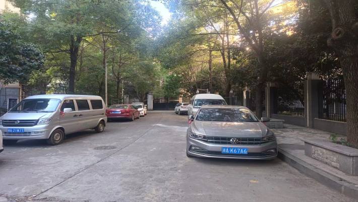 中铁十二局三公司小区室内图1