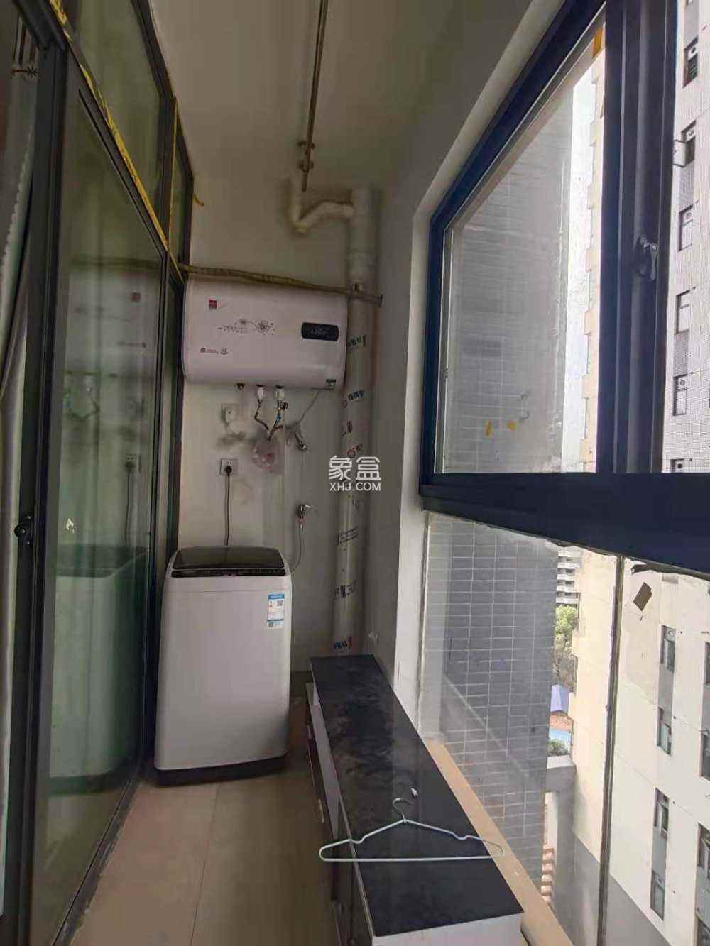 珠江愉景新城  1室1厅1卫   1200.00元/月室内图