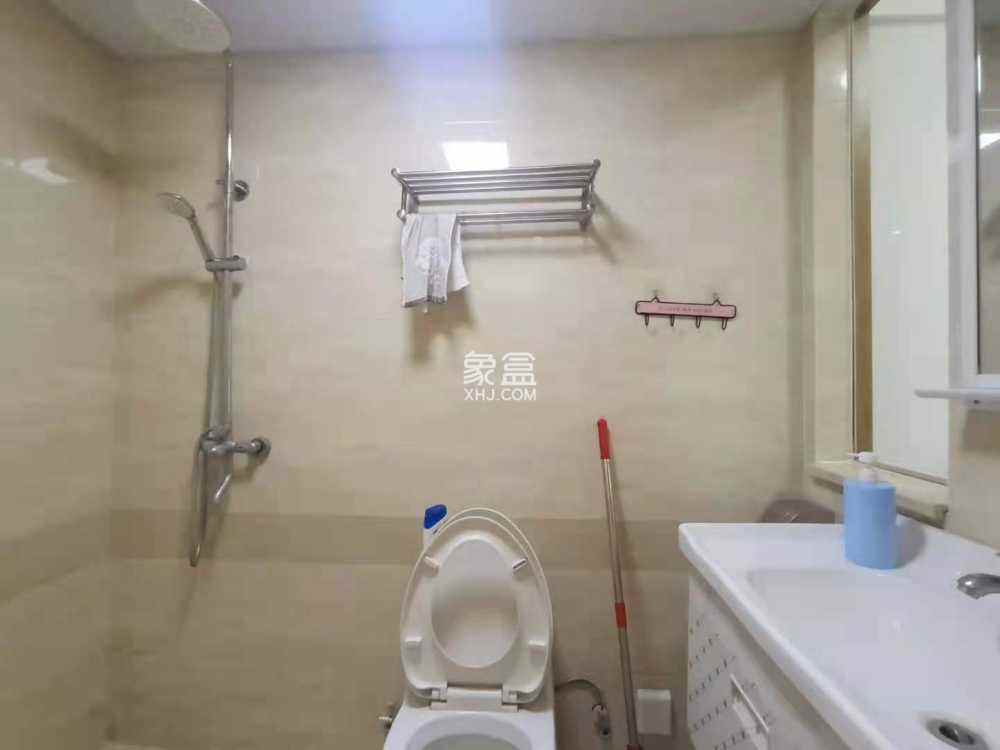 珠江愉景新城  1室1厅1卫   1200.00元/月室内图
