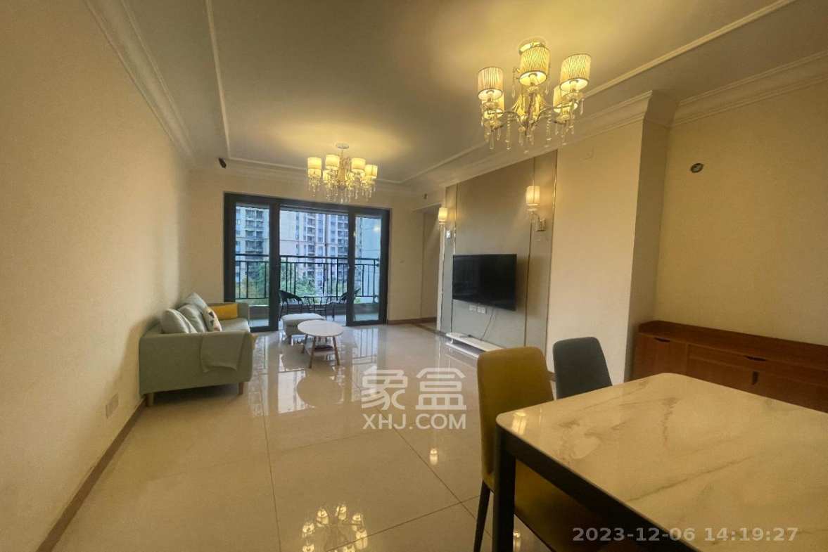 恒大御景半岛  3室2厅1卫   1500.00元/月室内图
