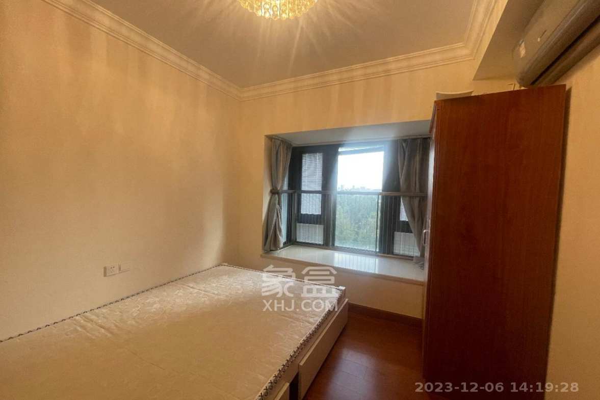恒大御景半岛  3室2厅1卫   1500.00元/月室内图
