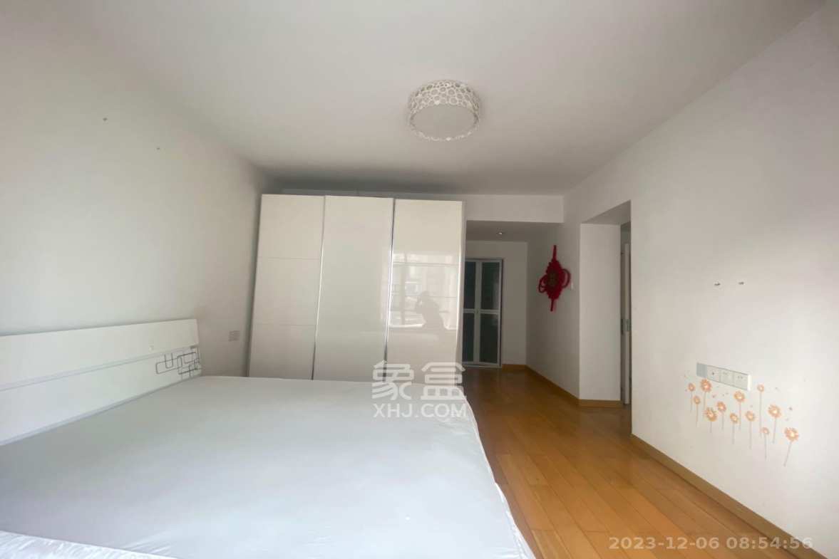 中江国际花城  4室2厅1卫    4180.0元/月室内图