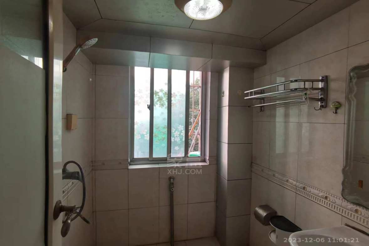 中保大厦  3室2厅2卫    1500.0元/月室内图