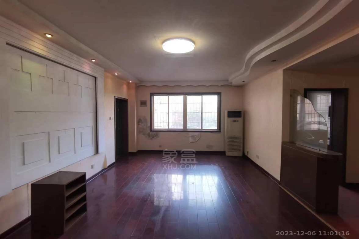 中保大厦  3室2厅2卫    1500.0元/月室内图