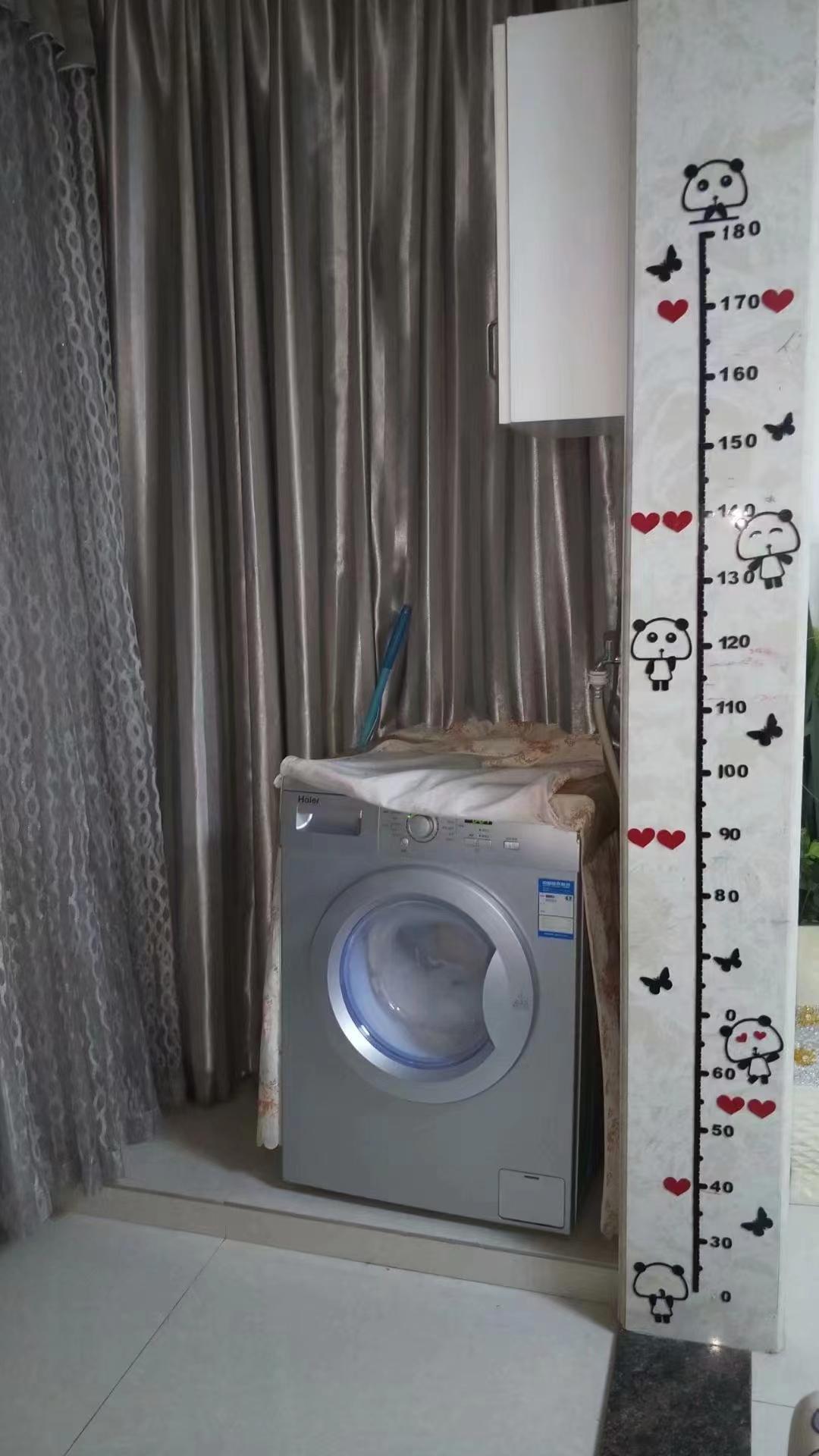 华新苑  2室2厅1卫   1800.00元/月室内图