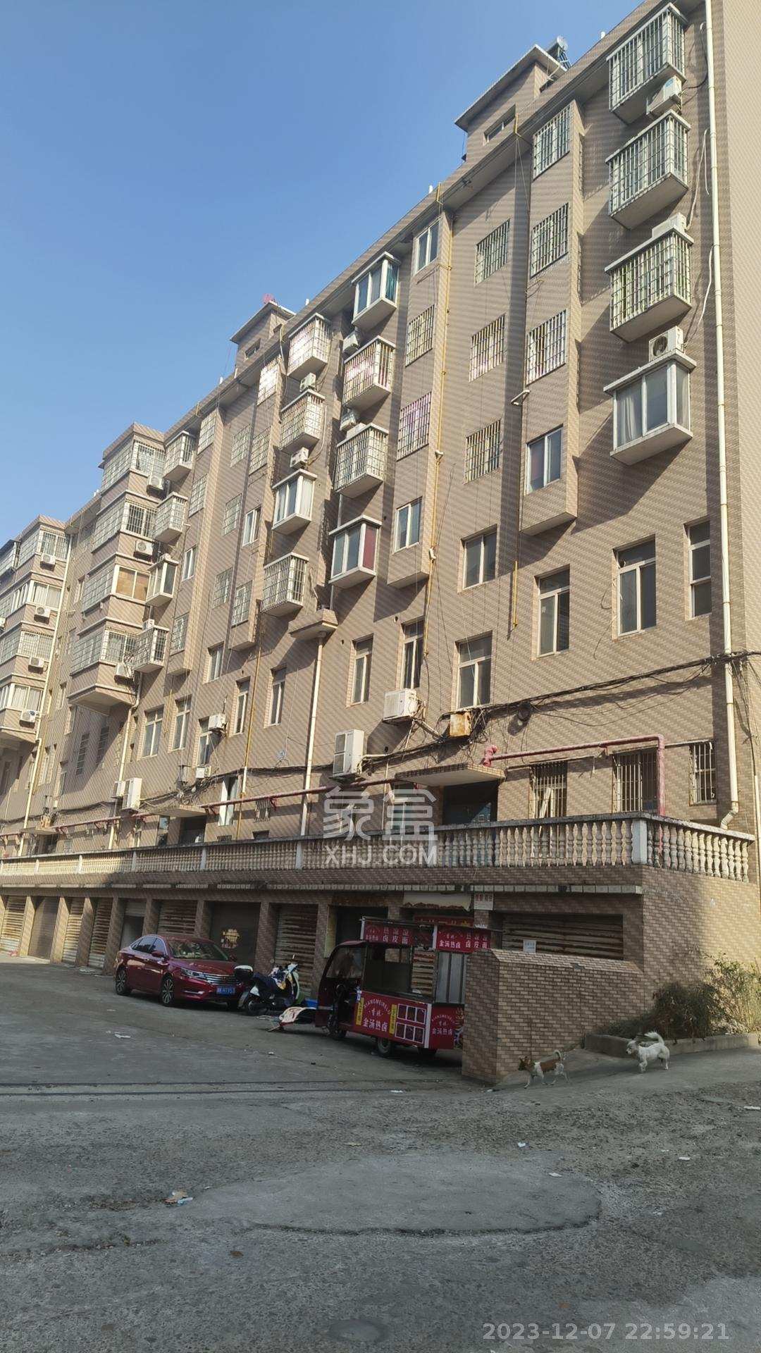 滨湖西郡  2室2厅2卫    29.8万室内图1