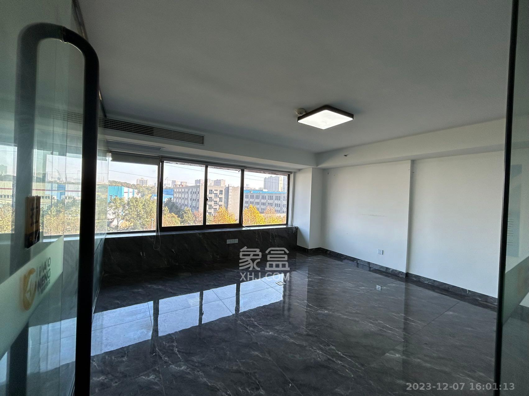 湖南麓谷国际医疗器械产业园   143.5㎡      8000.0元/月室内图