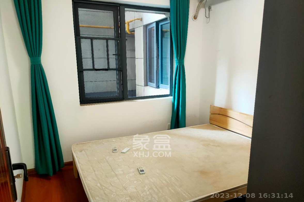 蓝光雍锦阁  4室2厅2卫    3400.0元/月 蓝光雍锦阁  4室2厅2卫    3400.0元/月室内图