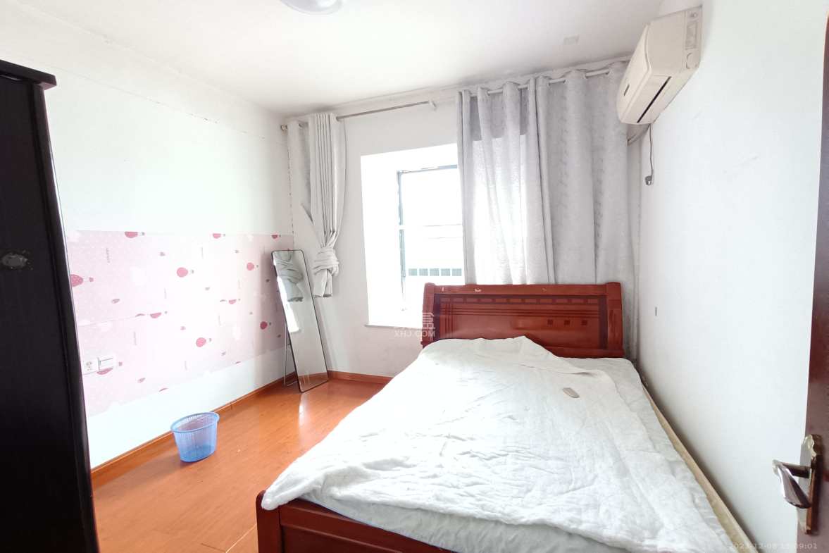 凯姆国际  3室2厅1卫   2500.00元/月室内图