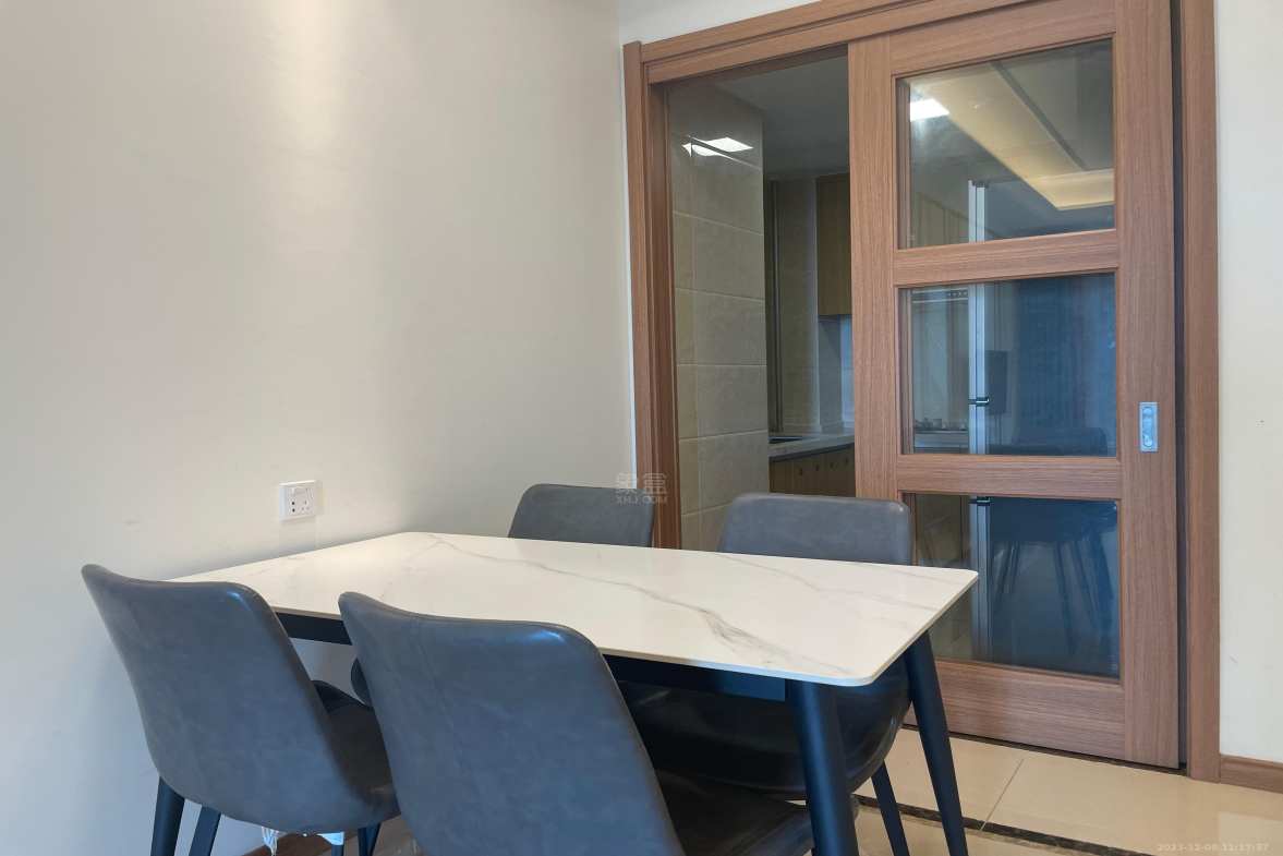 金科集美雅郡  3室2厅1卫    2000.0元/月室内图