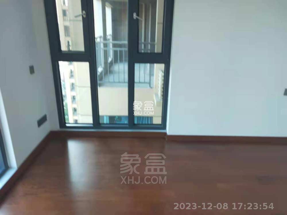 玫瑰御园  3室2厅1卫   2300.00元/月室内图