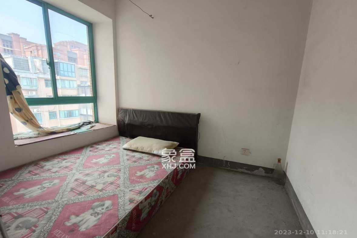 白沙世纪佳园 8室2厅2卫 3500.0元/月 白沙世纪佳园 8室2厅2卫 3500.0元/月室内图