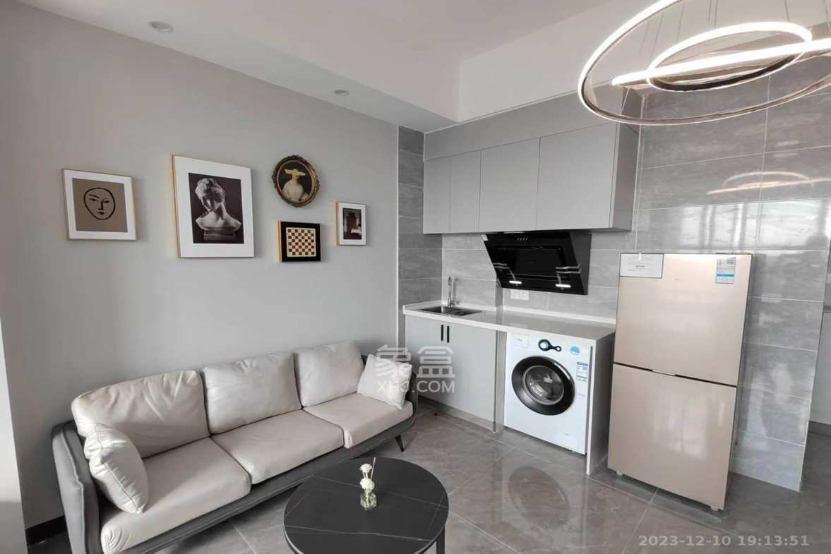 梅溪湖家居建材城 1室1厅1卫 1600.0元/月 梅溪湖家居建材城 1室1厅1卫 1600.0元/月室内图