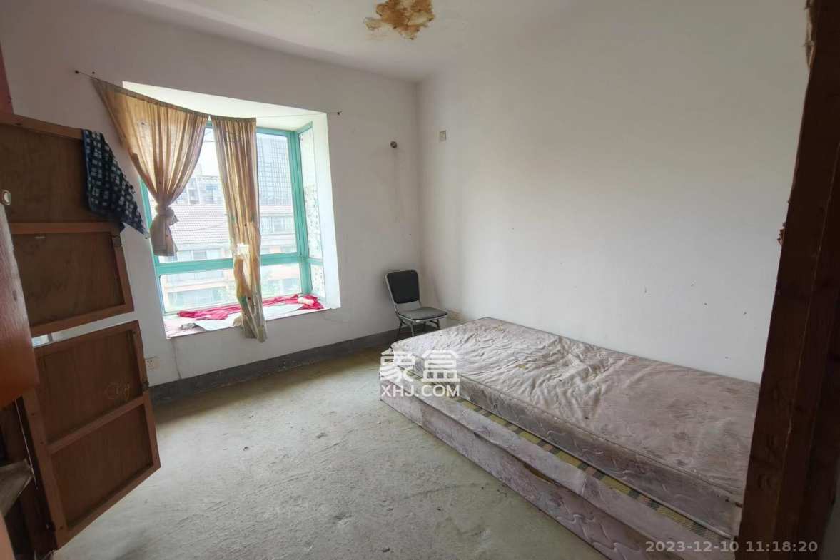 白沙世纪佳园 8室2厅2卫 3500.0元/月 白沙世纪佳园 8室2厅2卫 3500.0元/月室内图